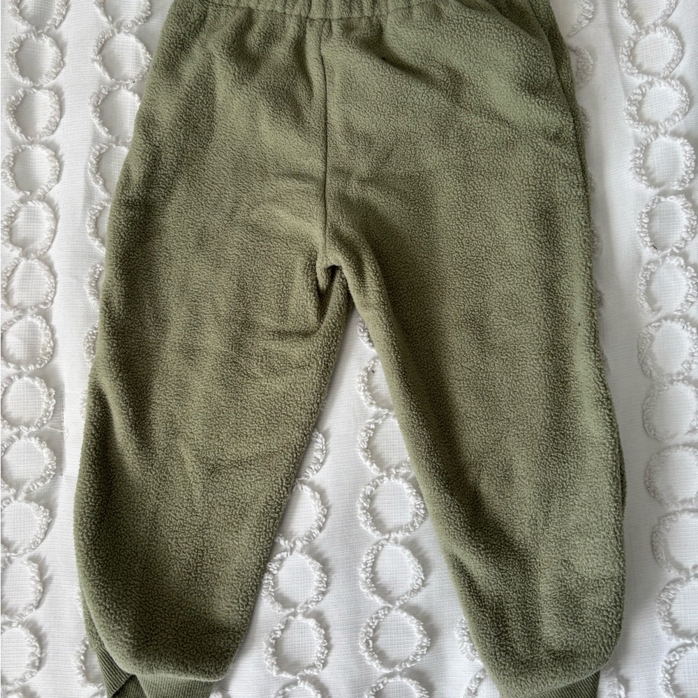 Primark Kids Olive Jogger Set - Picture 8 of 8